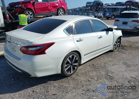 2018 Nissan Altima 2.5 Sr z USA, uszkodzony, nr VIN 1N4AL3AP0JC122839
